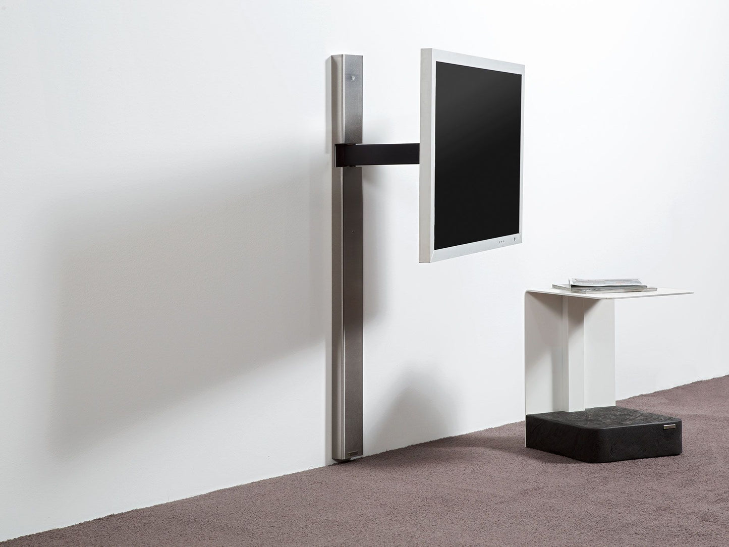 VESETTI TV Wall Mount solution art128